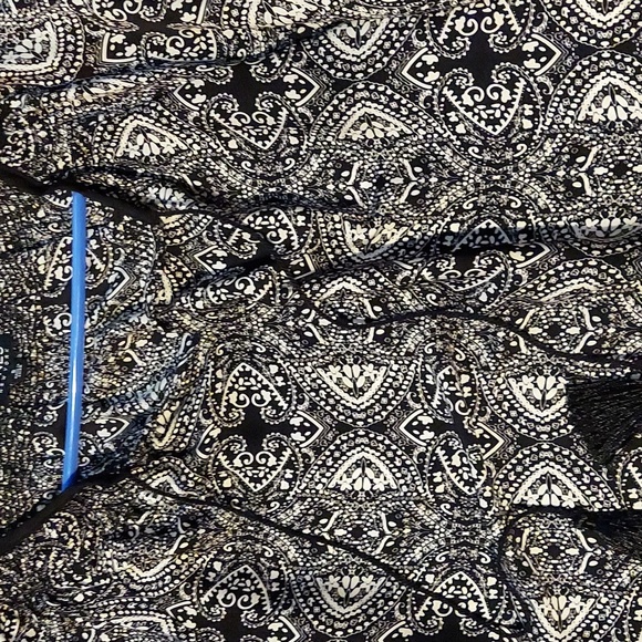 10 for $10 M&M top - Picture 6 of 9